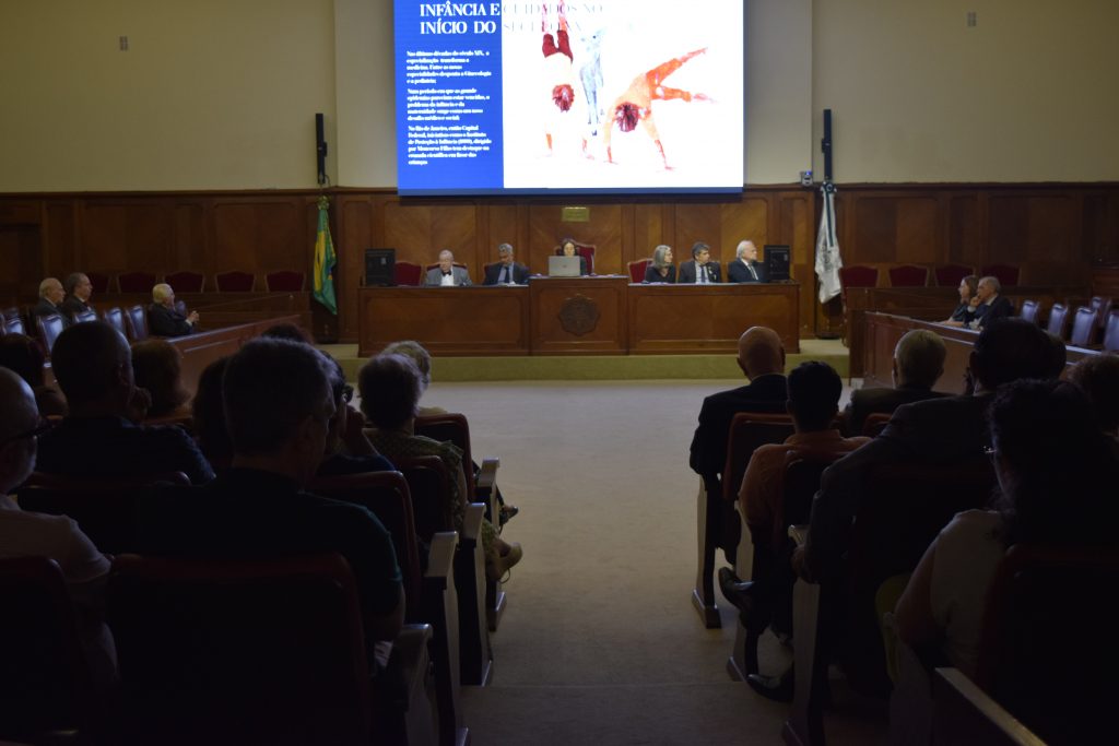 ANM homenageia Instituto Fernandes Figueira em seu Centenário