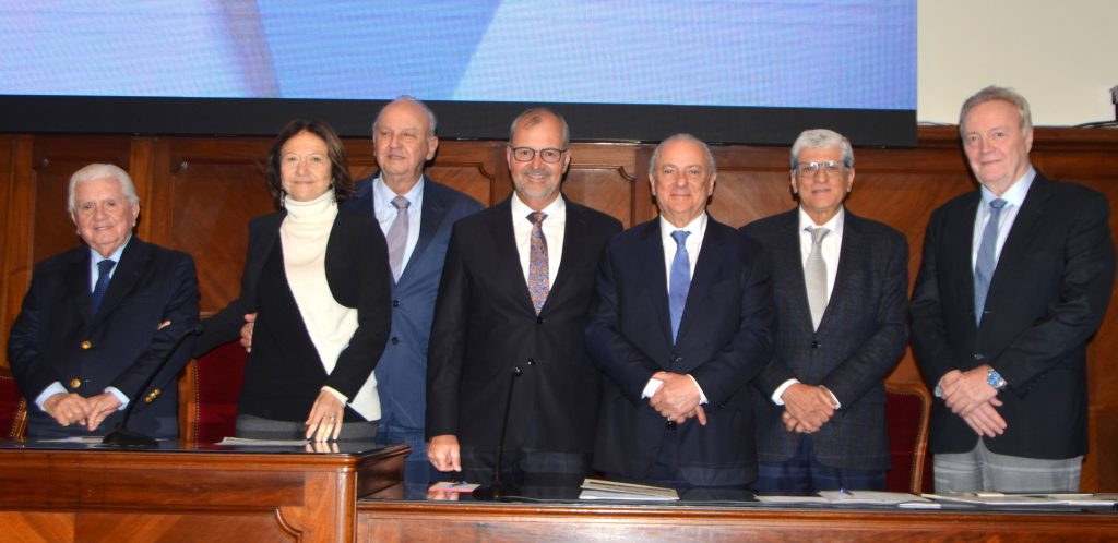 Simpósio na Academia Nacional de Medicina discute avanços em cirurgia plástica