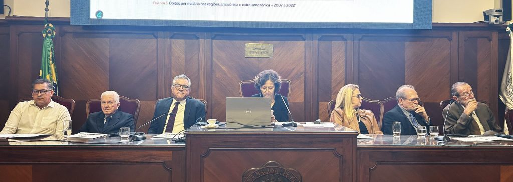 Academia Nacional de Medicina promove Simpósio sobre arboviroses e celebra Dia Internacional da Luta Contra a Malária