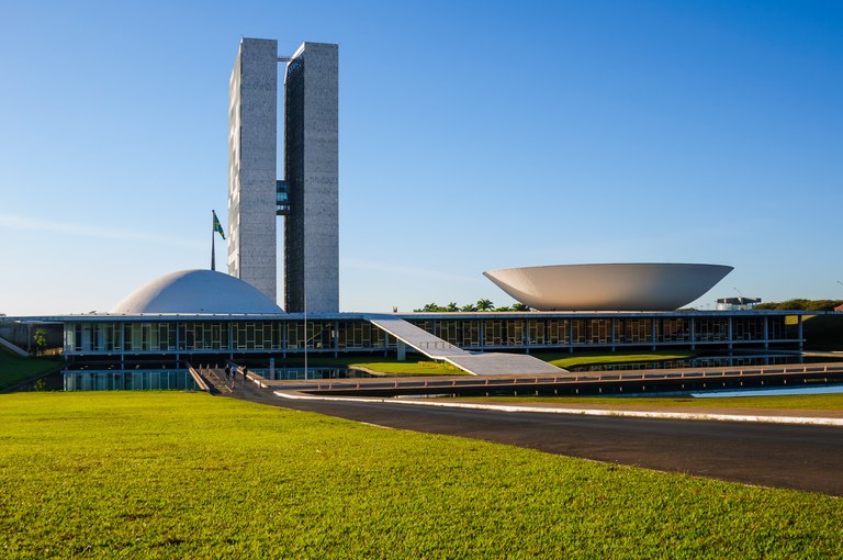 Prova Nacional de Proficiência Médica avança no Senado após ano de intensos debates