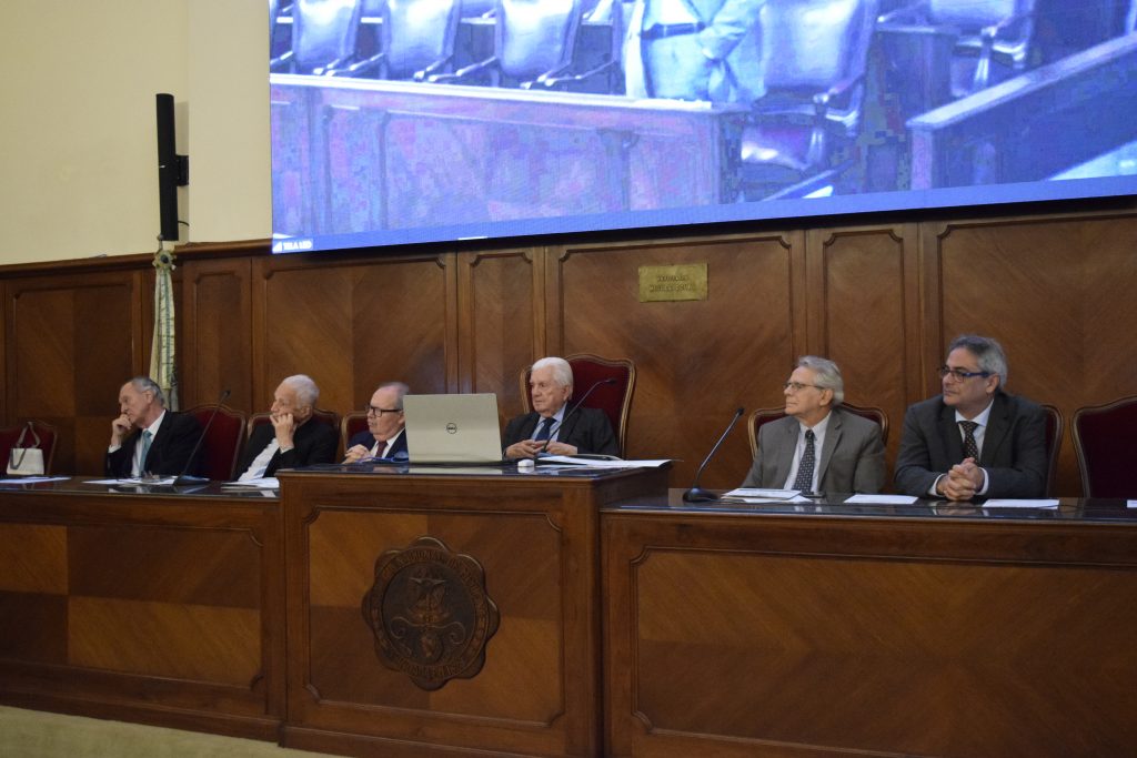 Honorário Nacional Flávio Quilici, Acad. Eduardo Lopes Pontes, Acad. José Galvão-Alves, Ex-Presidente Acad. Pietro Novellino, Acad. Carlos Eduardo Brandão e Prof. Carlos Antonio Terra em Simpósio sobre Gastroenterologia.