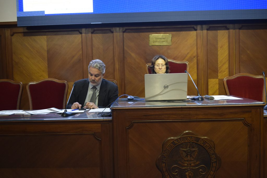Secretário-geral Acad. Omar Lupi e Presidente Acad. Eliete Bouskela em Simpósio sobre Obesidade