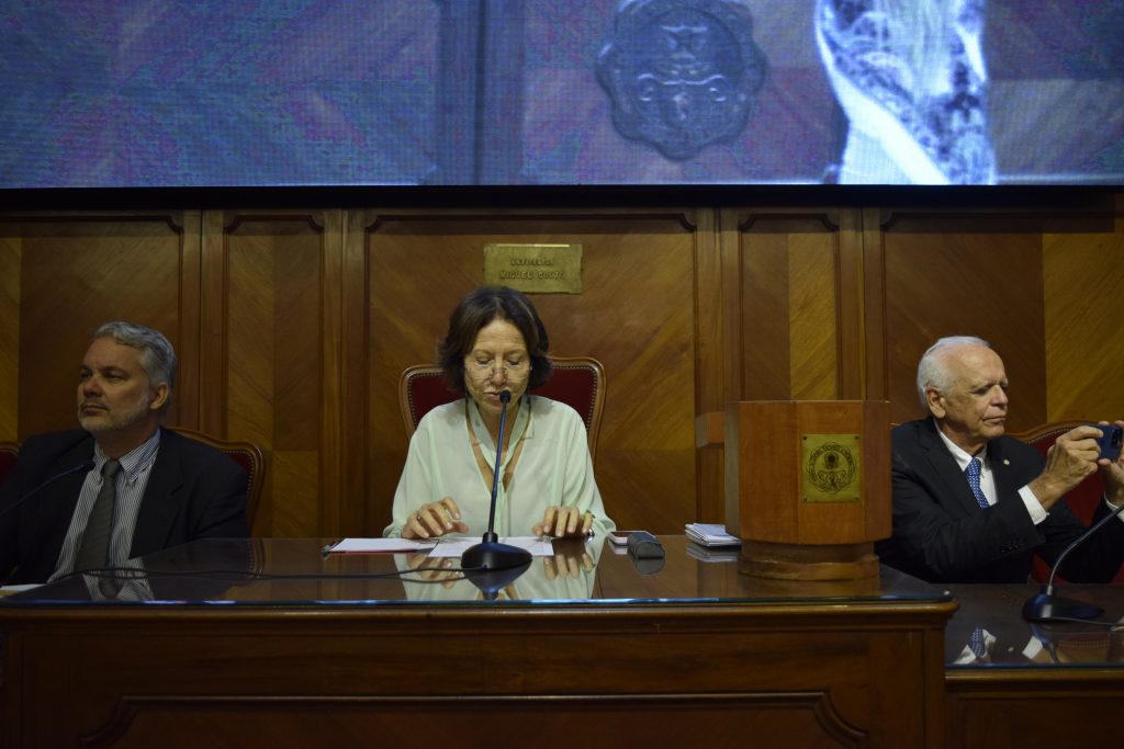 Acadêmico Omar Lupi, Presidente Acad. Eliete Bouskela e Ex-Presidente Acad. Rubens Belfort Jr na eleição do prof. Marcelo Zugaib.
